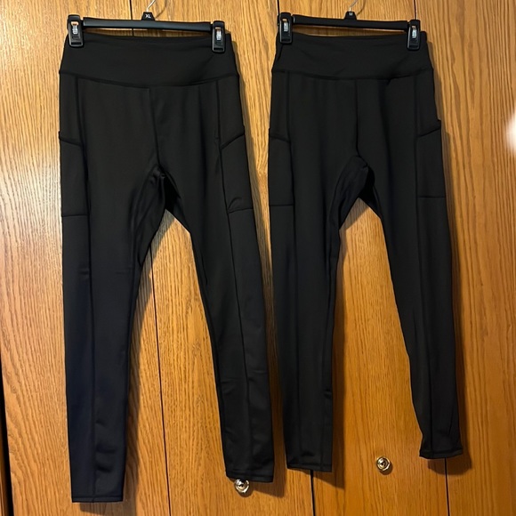 Amazon find pair of black leggings NWOT - Picture 1 of 3